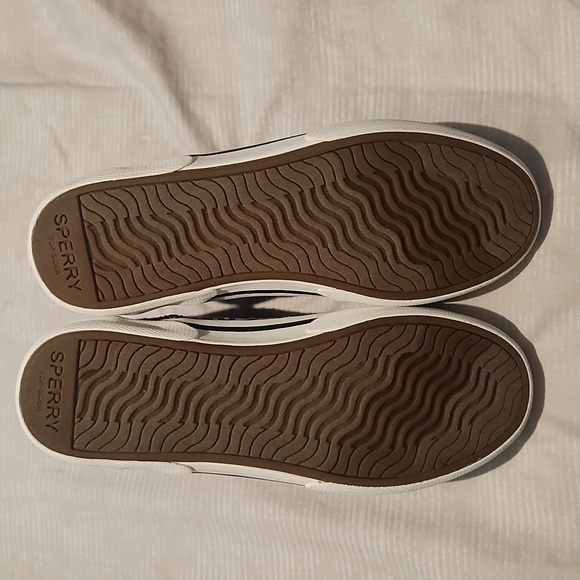 NWBox cheetah print slip-on sneakers - Picture 7 of 7